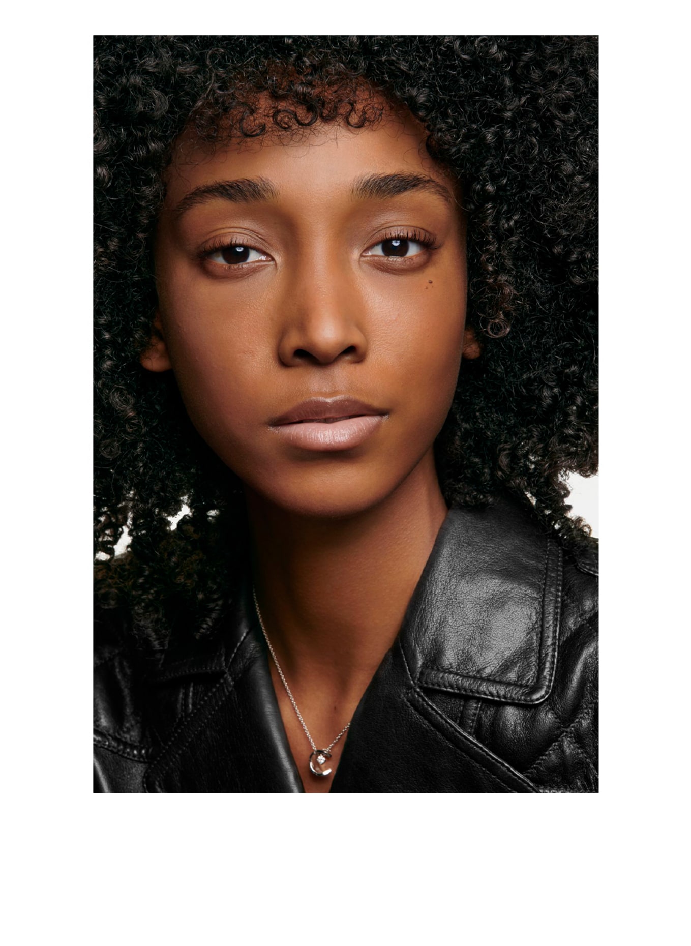 CHANEL LES BEIGES FOUNDATION: B110