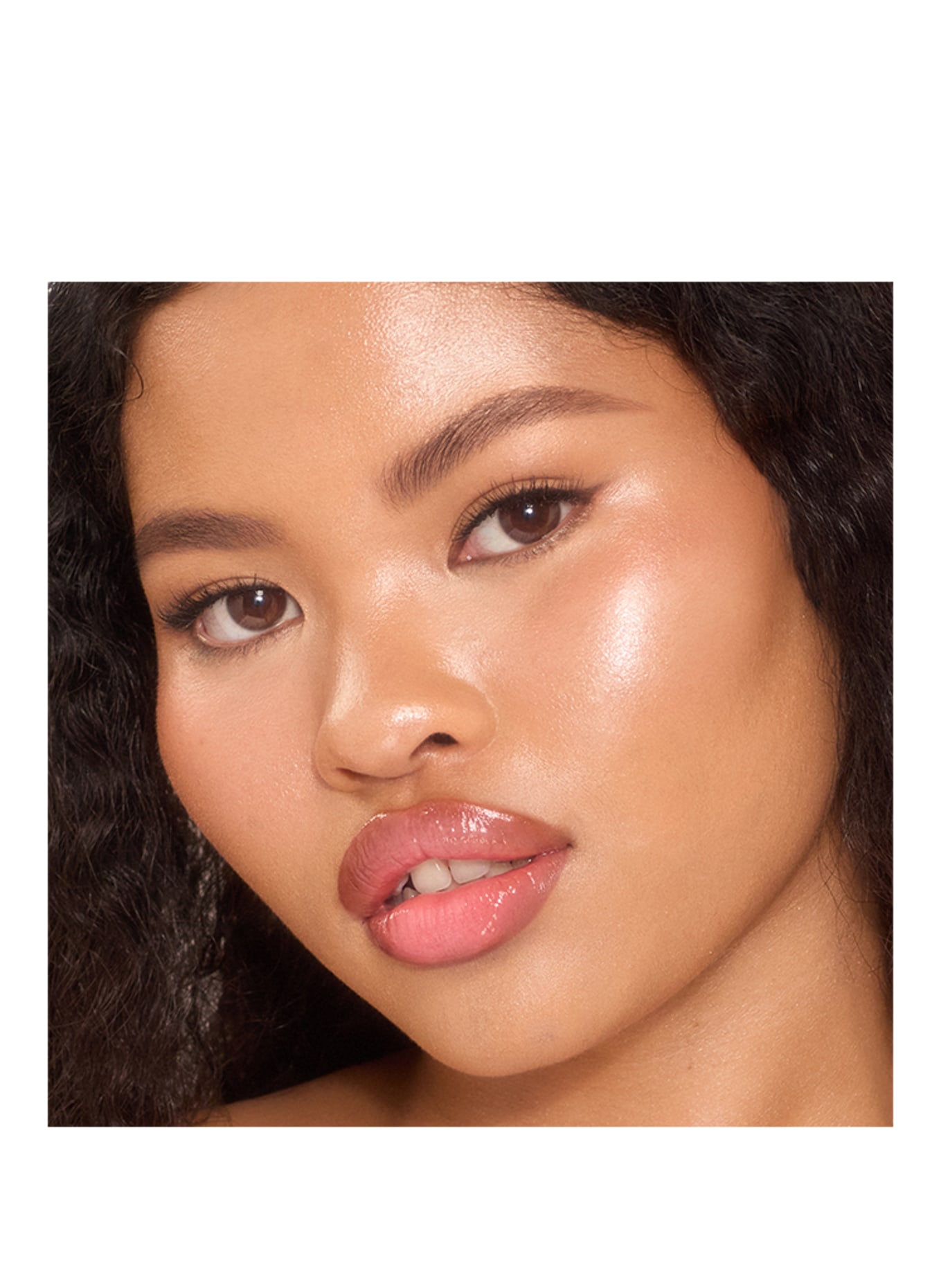 Charlotte Tilbury UNREAL SKIN SHEER GLOW TINT: 8 MEDIUM