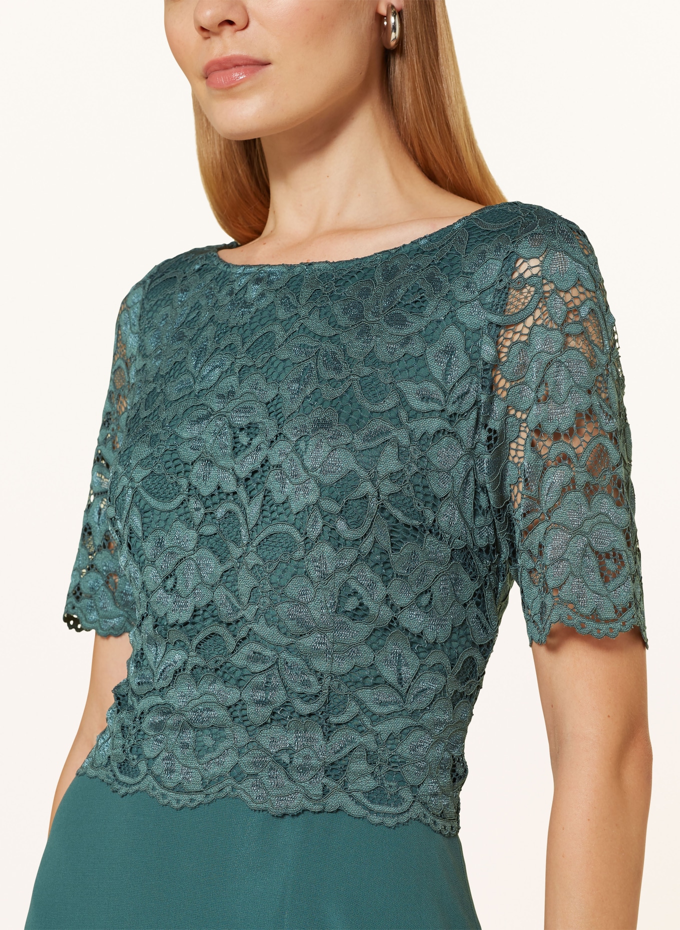 Vera Mont Cocktailkleid mit Spitzenbesatz: PETROL