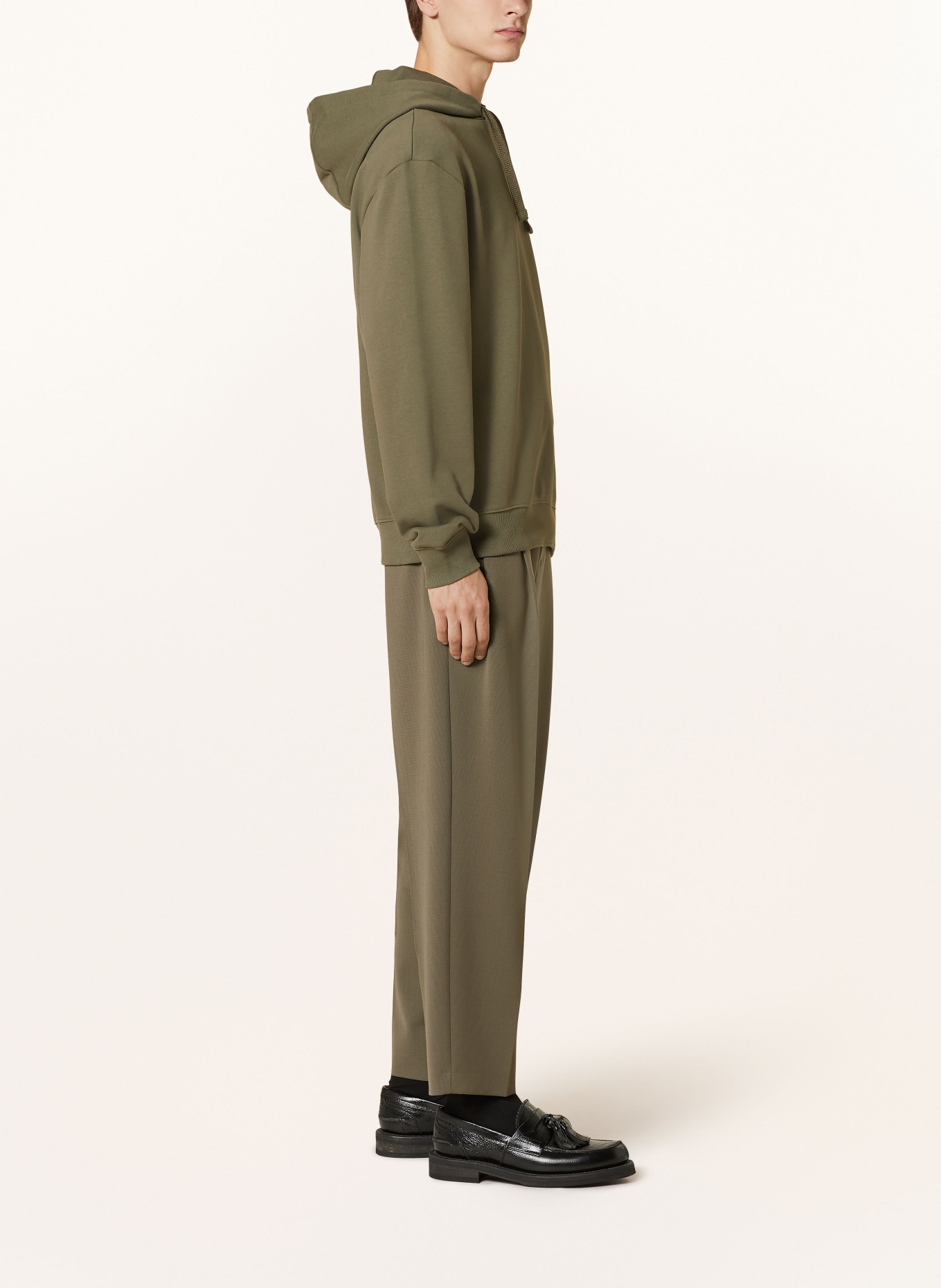 HUGO Mikina s kapucí DAPO: OLIVOVÁ