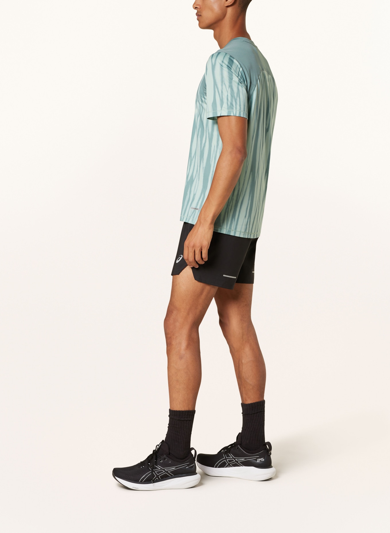 ASICS Running shorts ROAD 5IN SHORT, Color: BLACK (Image 4)