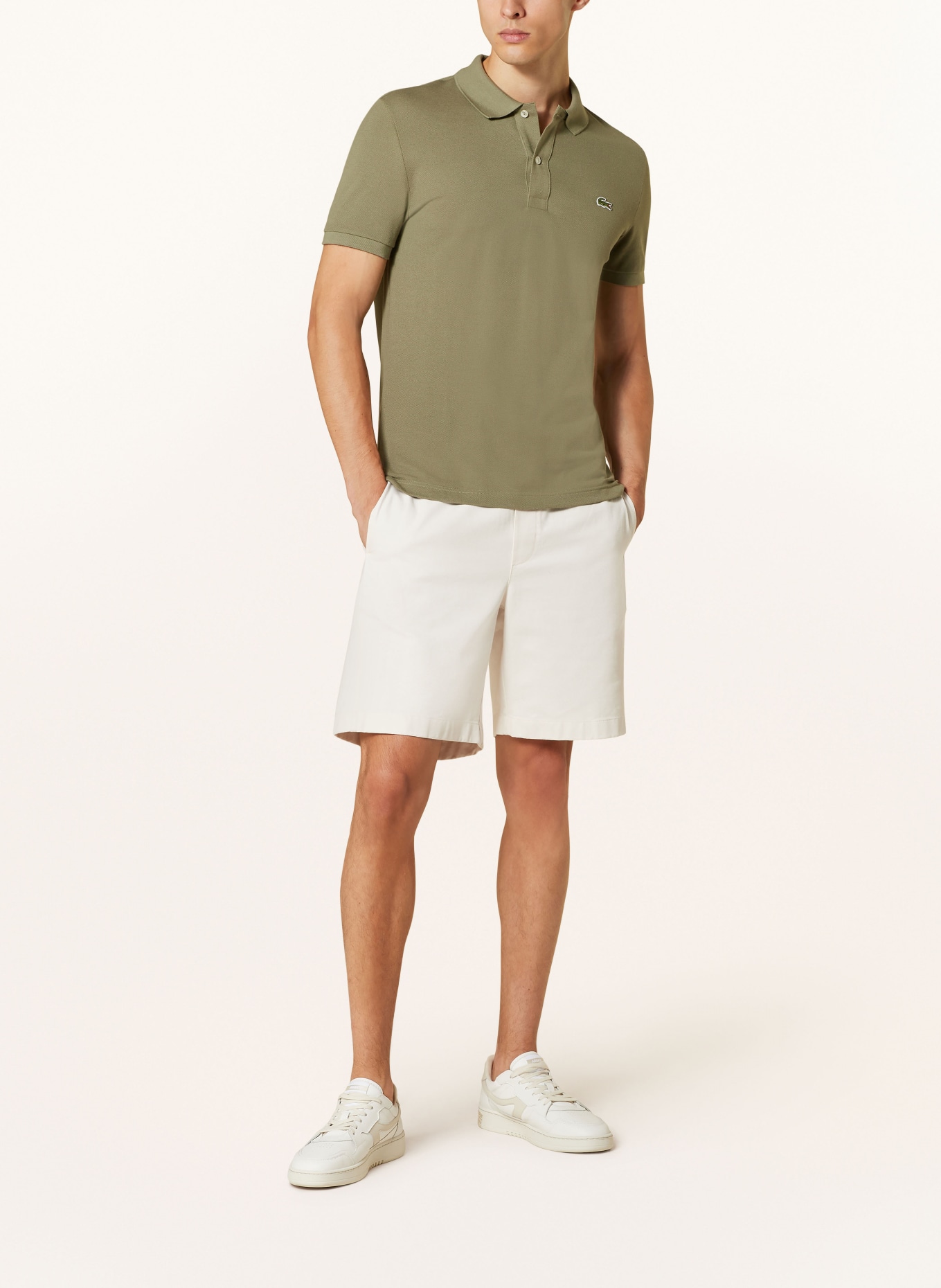 LACOSTE Piqué-Poloshirt Slim Fit, Farbe: KHAKI (Bild 2)