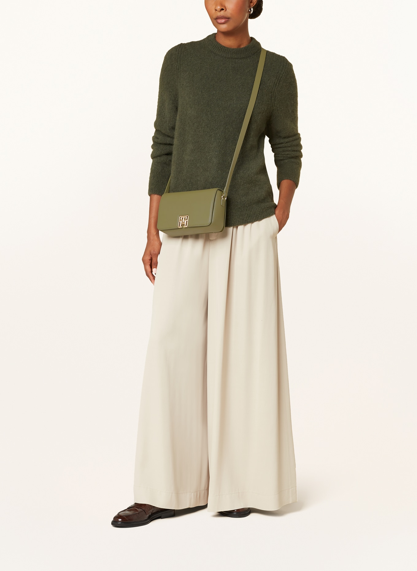 TOMMY HILFIGER sac à bandoulière: OLIVE