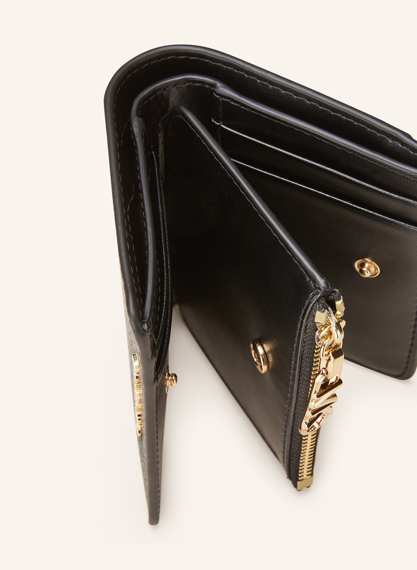 Mini mk wallet deals