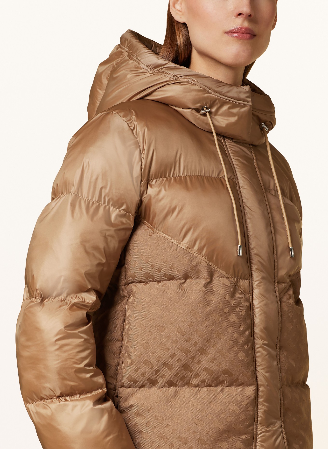 BOSS Prošívaná bunda POLLIMINA: VELBLOUDÍ