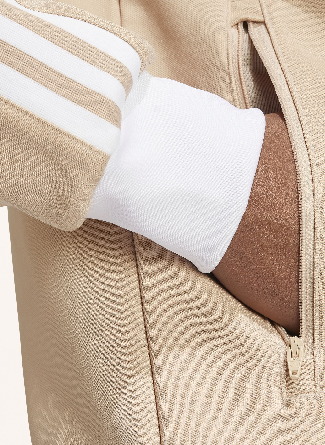 adidas Originals Trainingsjacke in weiss beige