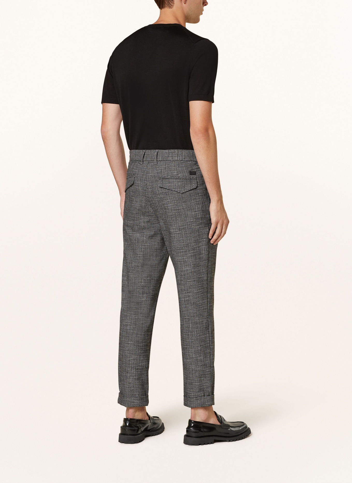 BOSS Chinosy KANE regular tapered fit: CZARNY