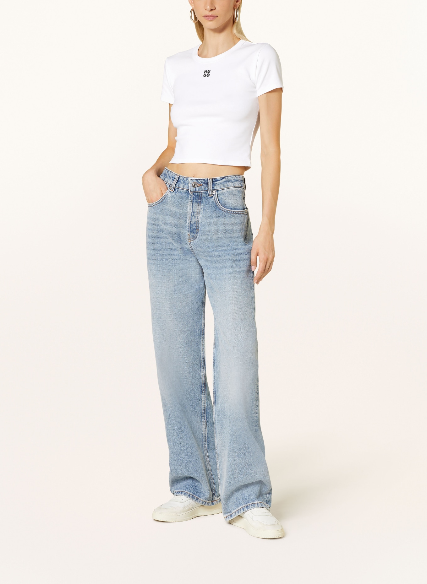 HUGO Cropped-Shirt DELANOR, Farbe: WEISS/ SCHWARZ (Bild 2)