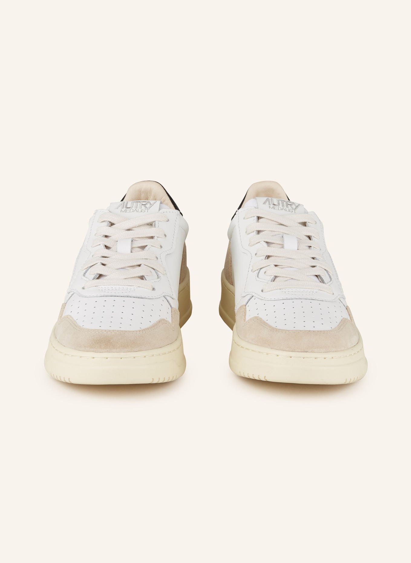 AUTRY Sneakers MEDALIST LOW, Color: WHITE/ LIGHT GRAY (Image 3)