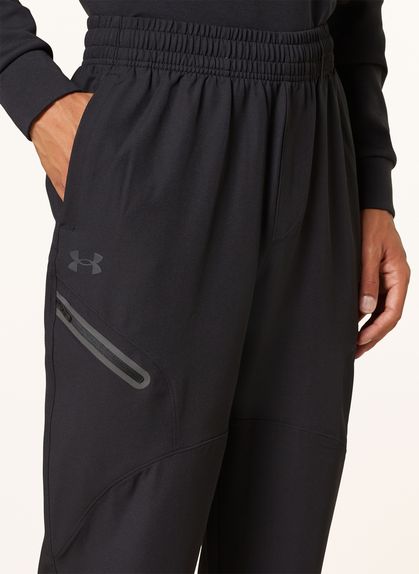 Under armour gym bottoms deals