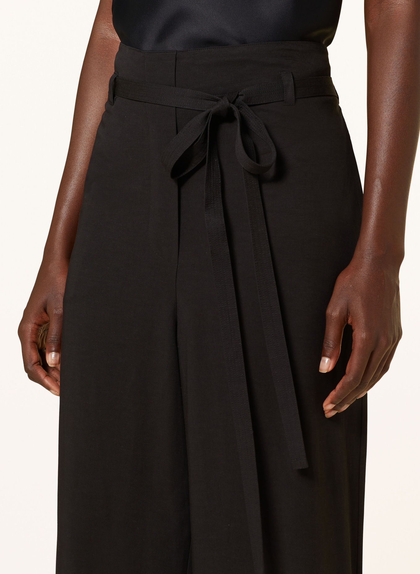 TOTEME Marlenehose: SCHWARZ