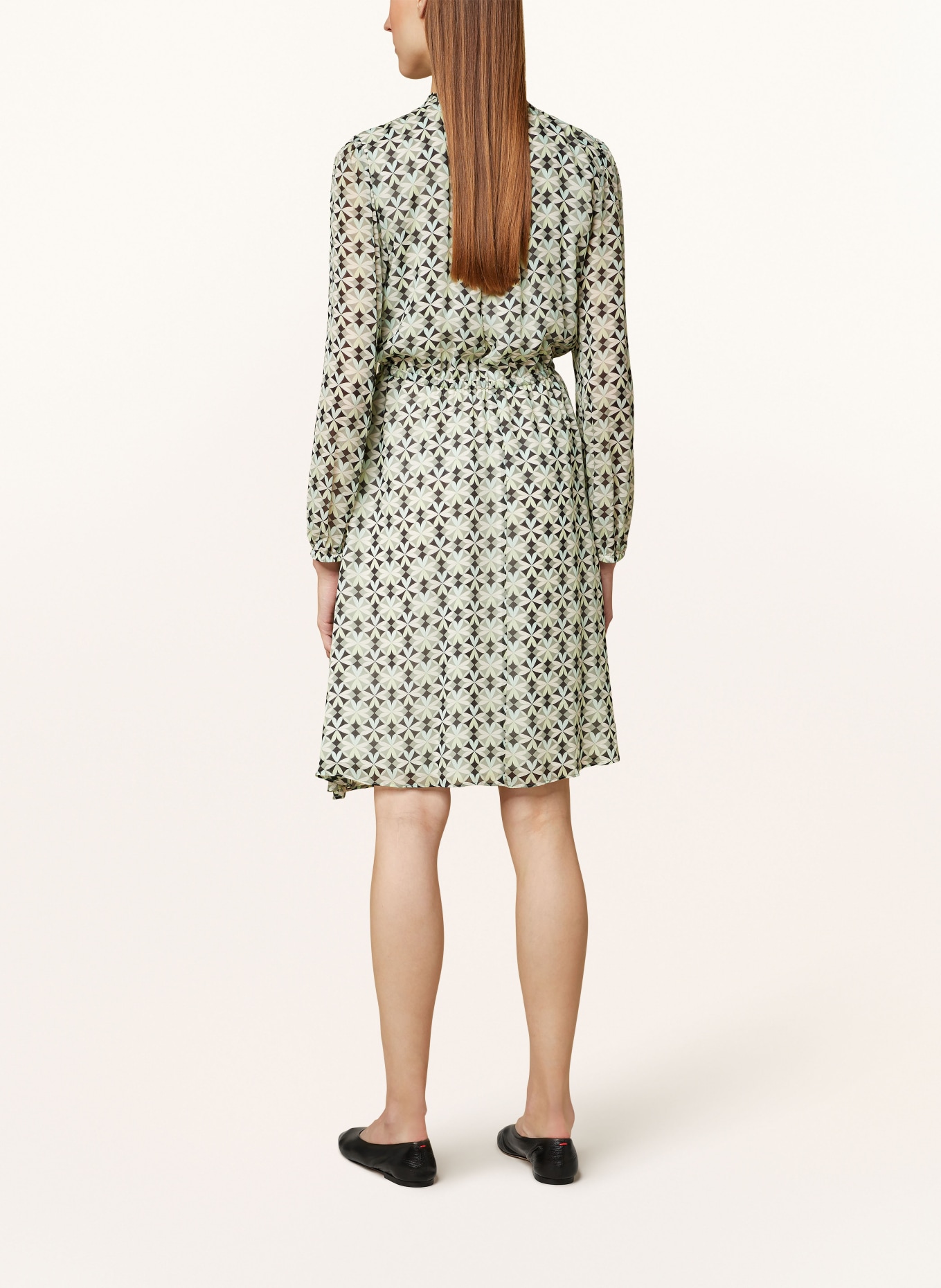 MARC CAIN Kleid FUZHOU, Farbe: 562 soft malachite (Bild 3)