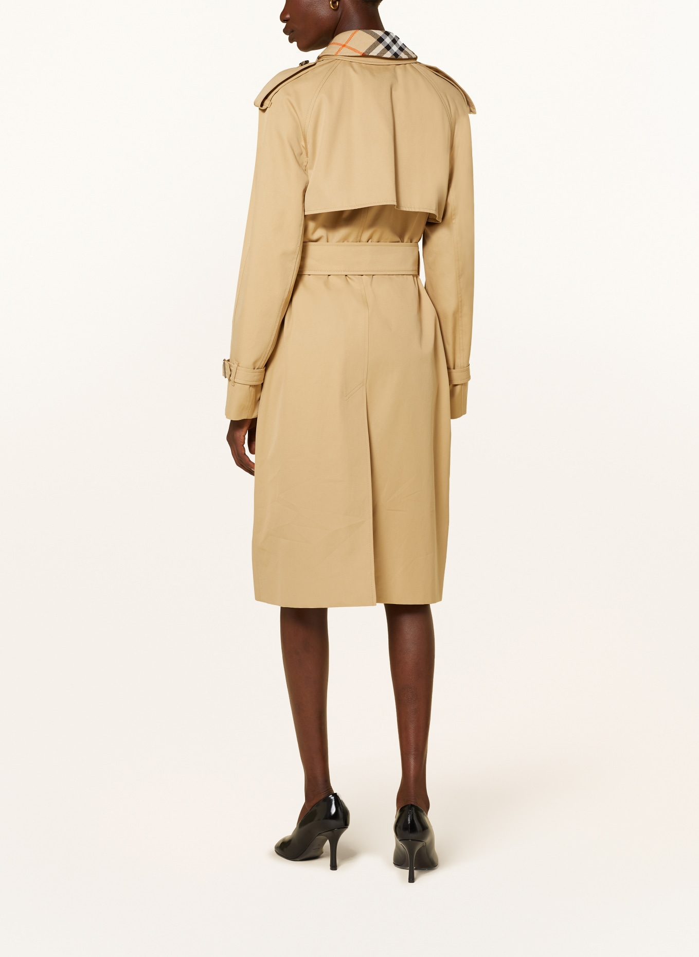 BURBERRY Trench coat in beige