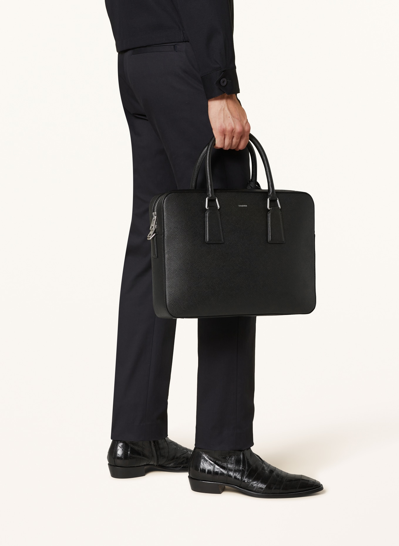 SANDRO Laptop-Tasche: SCHWARZ