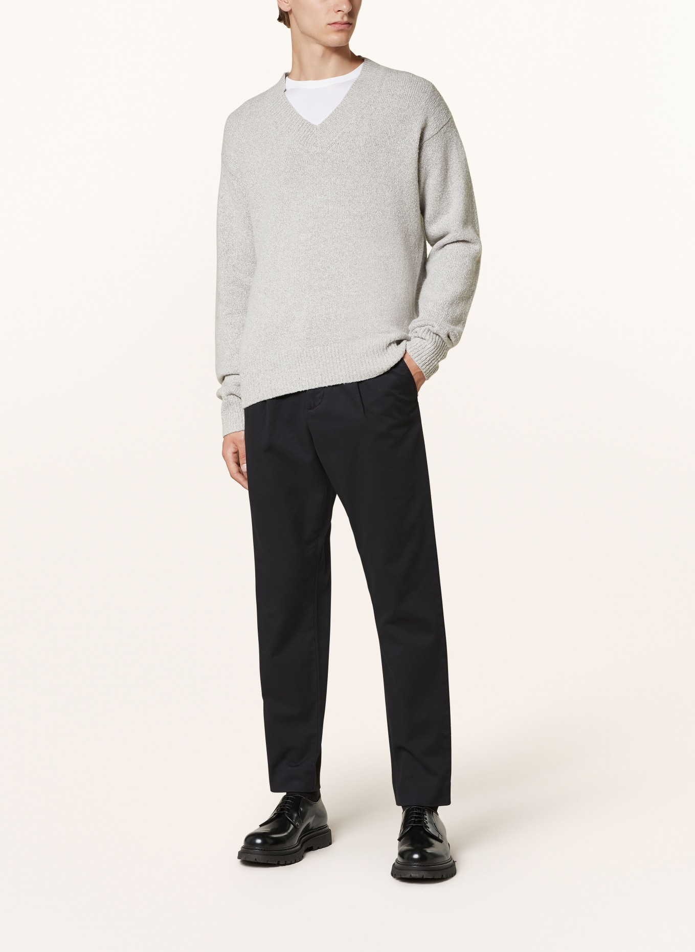 PAUL Chino taps toelopende pasvorm: ZWART