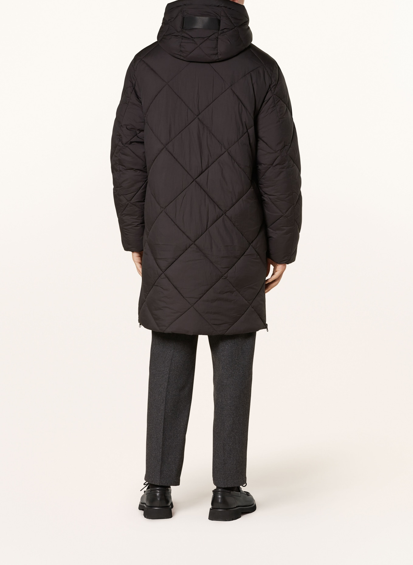 PAUL Steppmantel mit DUPONT™ SORONA®-Isolierung: SCHWARZ