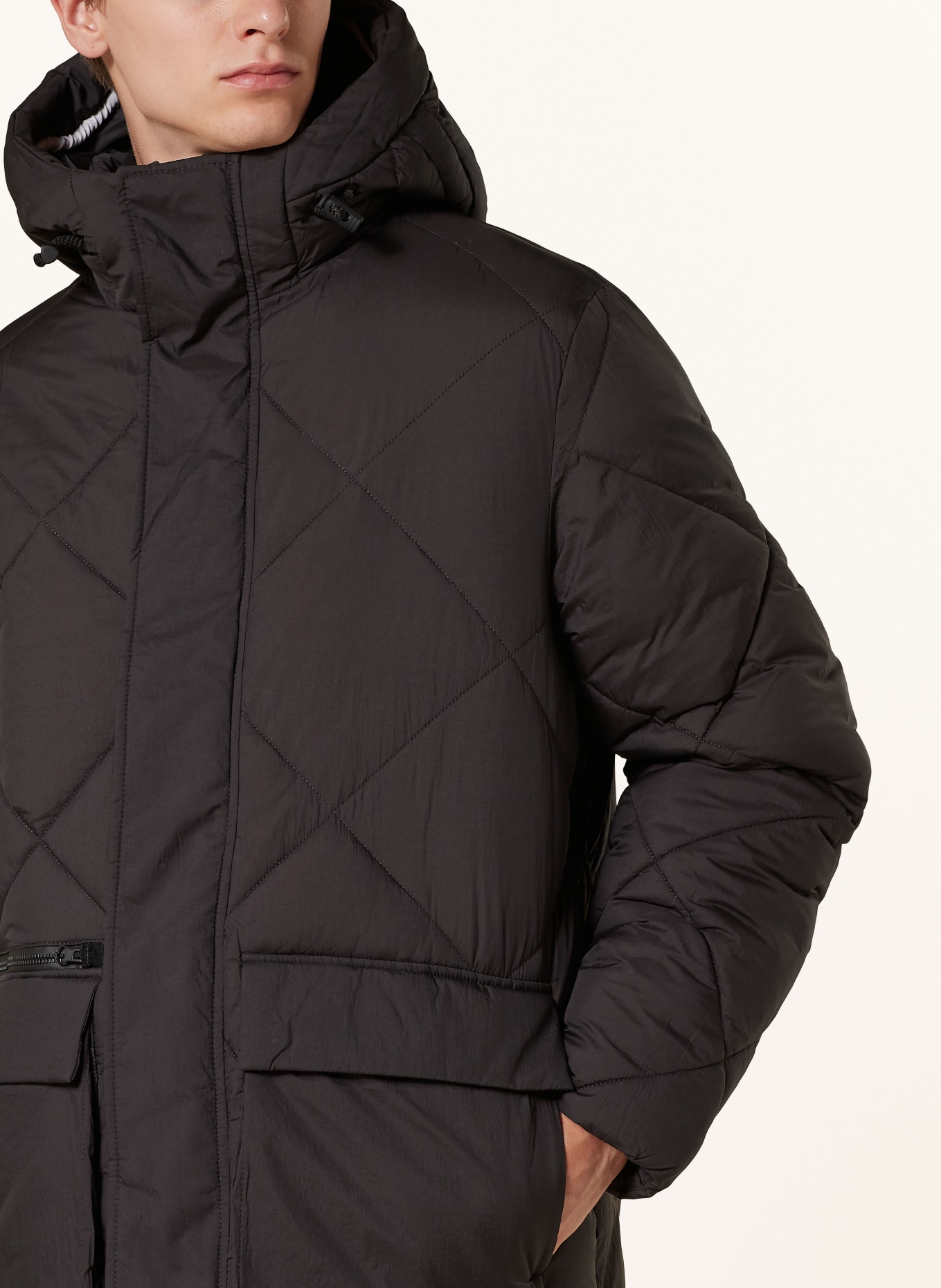 PAUL Steppmantel mit DUPONT™ SORONA®-Isolierung: SCHWARZ