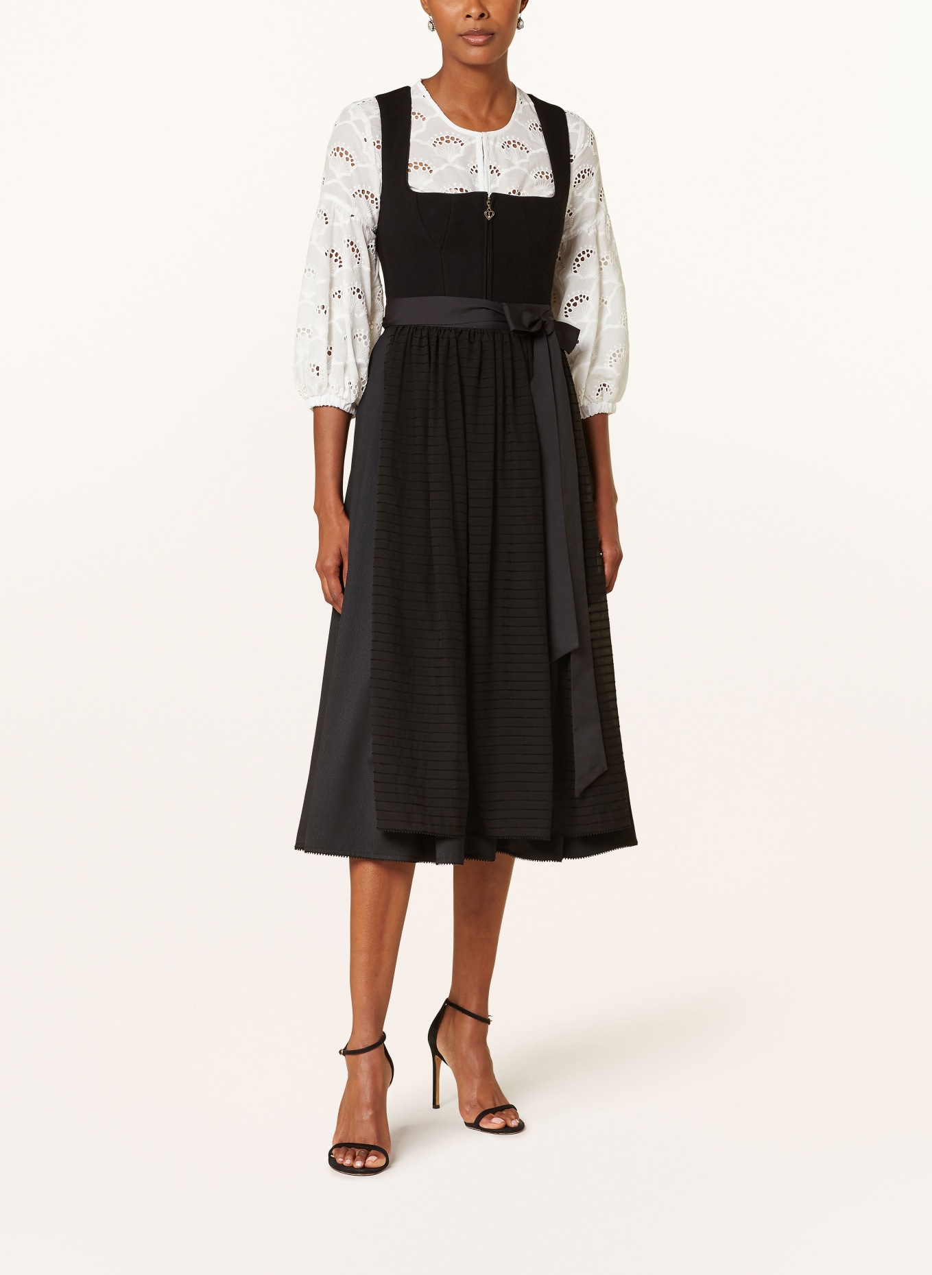 SPORTALM Dirndl: SCHWARZ