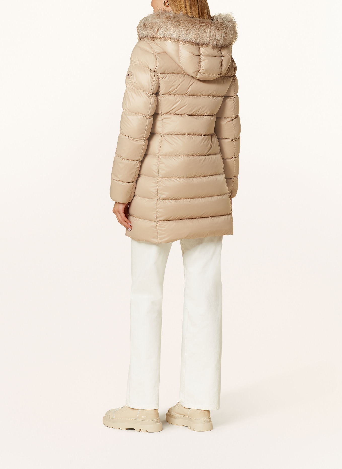 TOMMY HILFIGER Daunenmantel GLOSS DOWN TYRA mit Kunstpelz: BEIGE