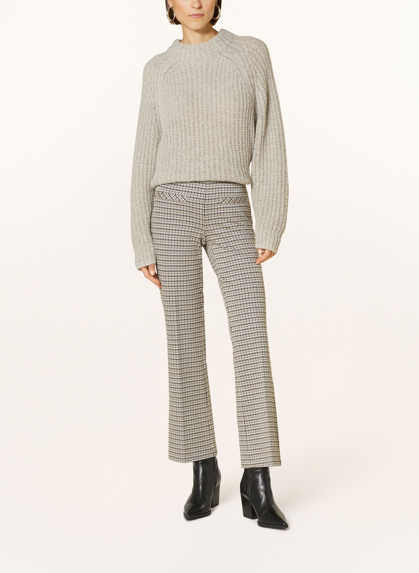 CAMBIO Strickhose FAITH: neutraler Versand durch Kompensation