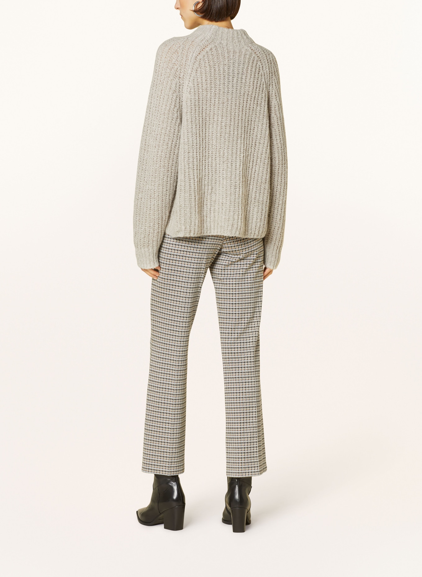 CAMBIO Strickhose FAITH: neutraler Versand durch Kompensation