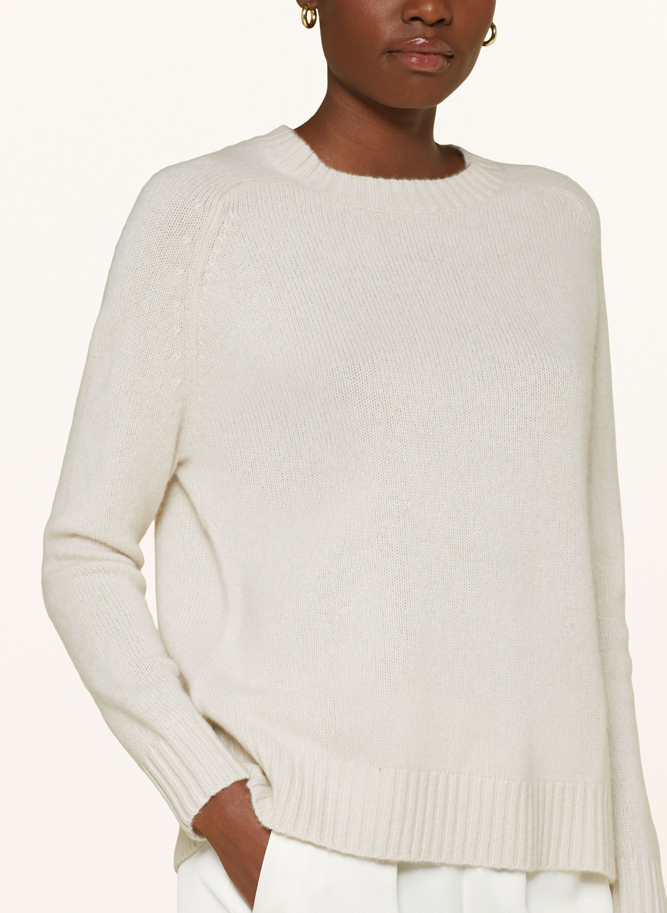 JOSEPH Cashmere sweater in cream