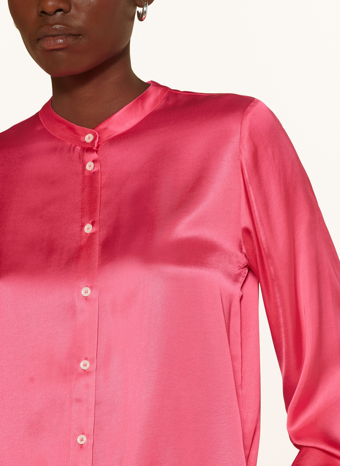 RISY JERFS Satin blouse with detachable bow tie in pink