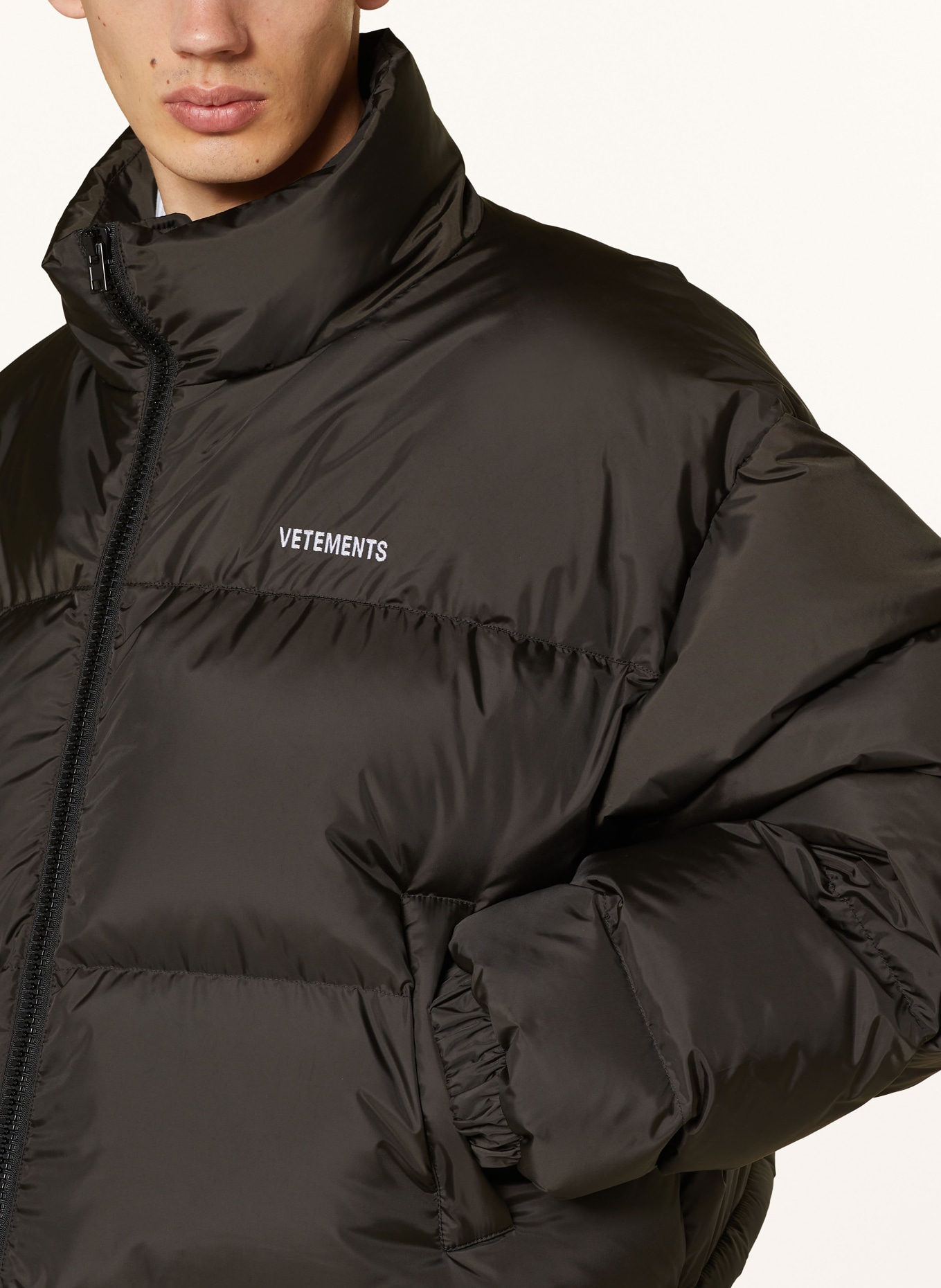 VETEMENTS Down jacket