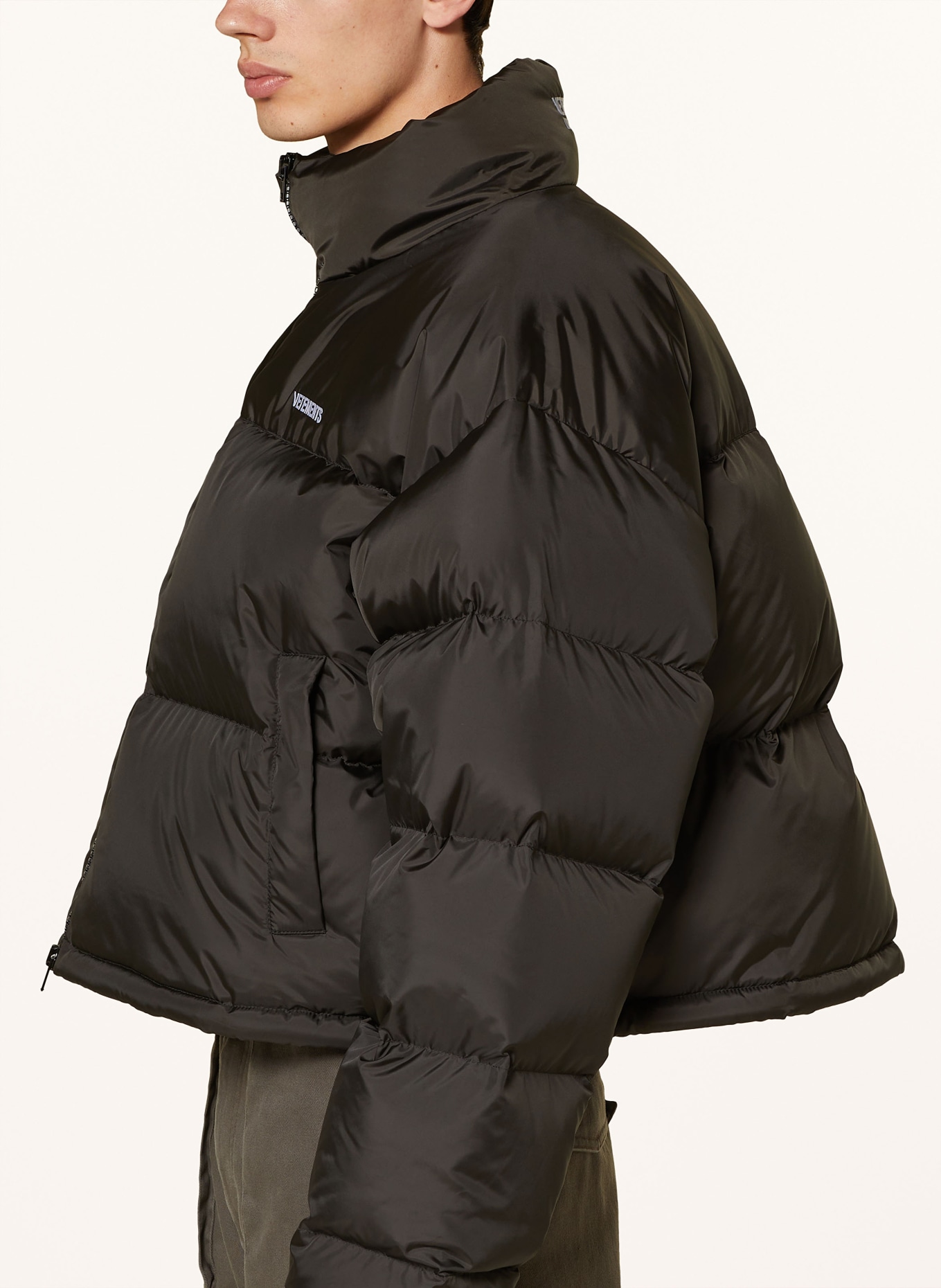 Vetements black jacket on sale