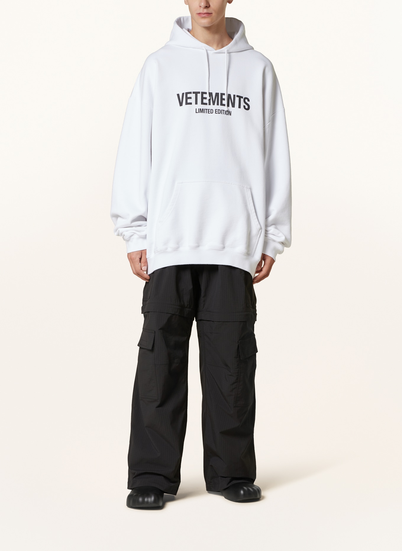 VETEMENTS Oversized hoodie