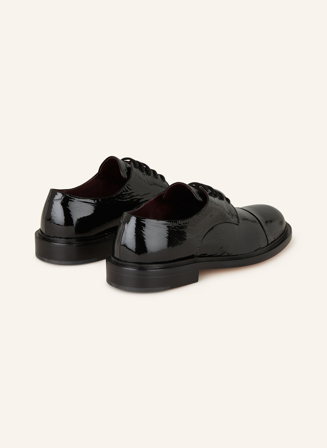 POMME D'OR Lakované šněrovací boty QUEEN: ČERNÁ