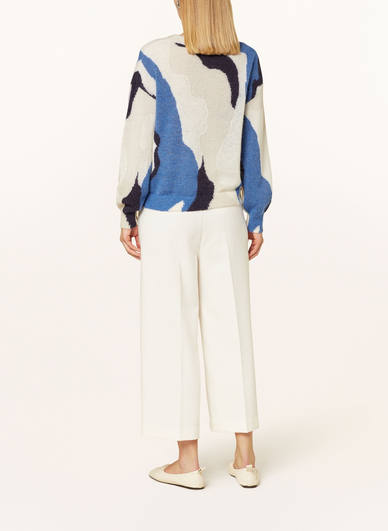 comma Sweater