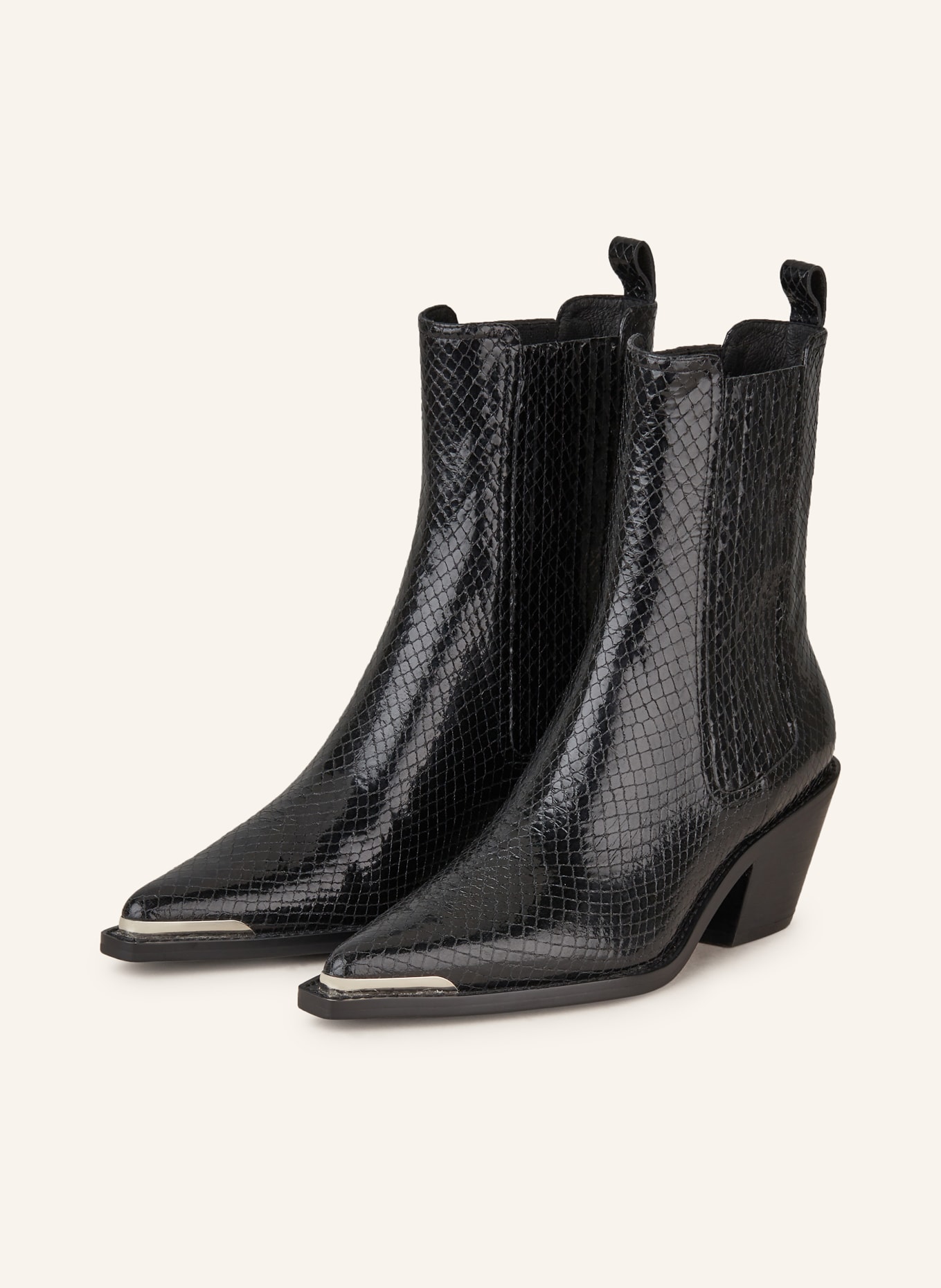 Lola cruz biker boots 2025