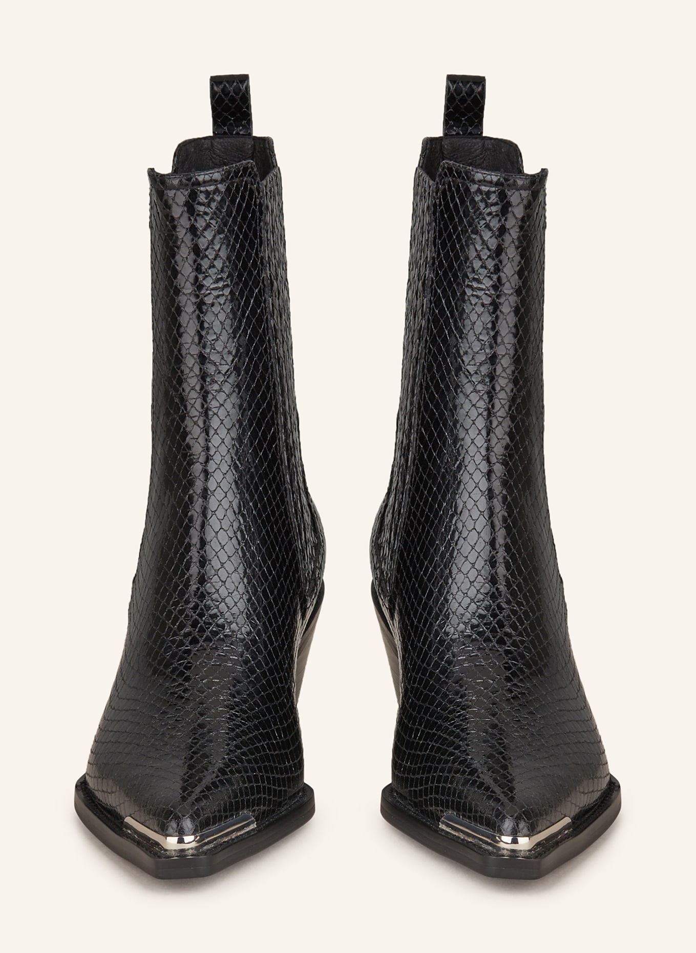 Boots lola cruz shop