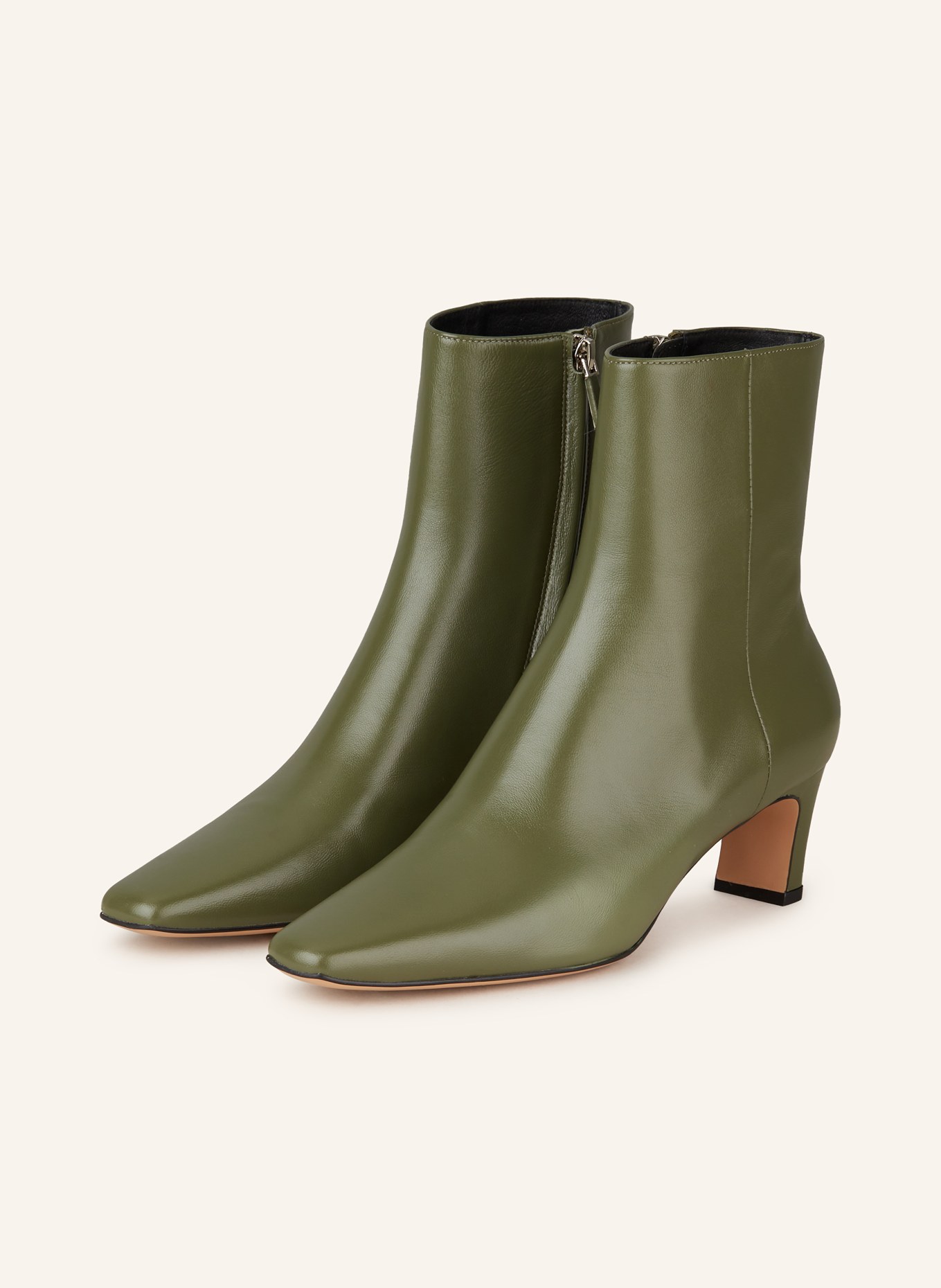 Boots lola cruz shop