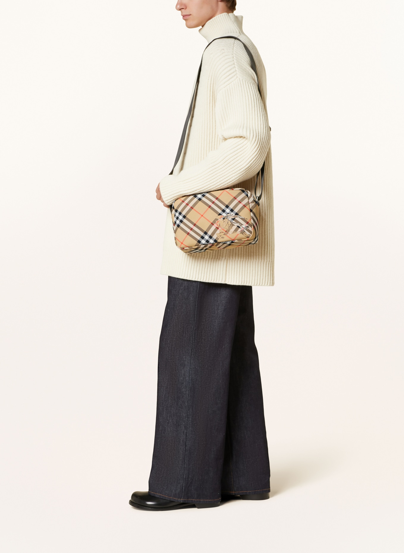 BURBERRY Crossbody bag