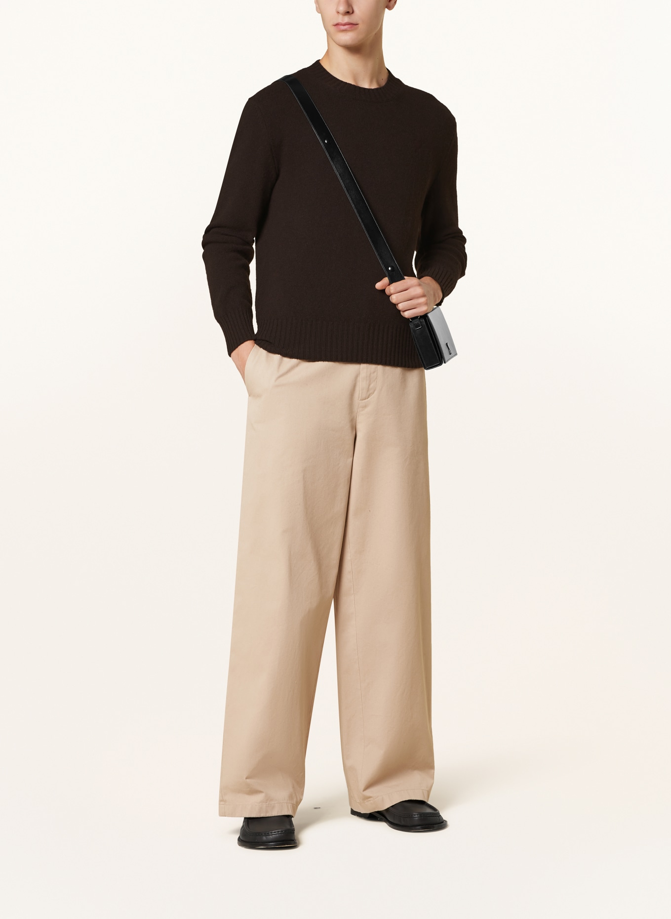 AMI PARIS Cashmere-Pullover: DUNKELBRAUN