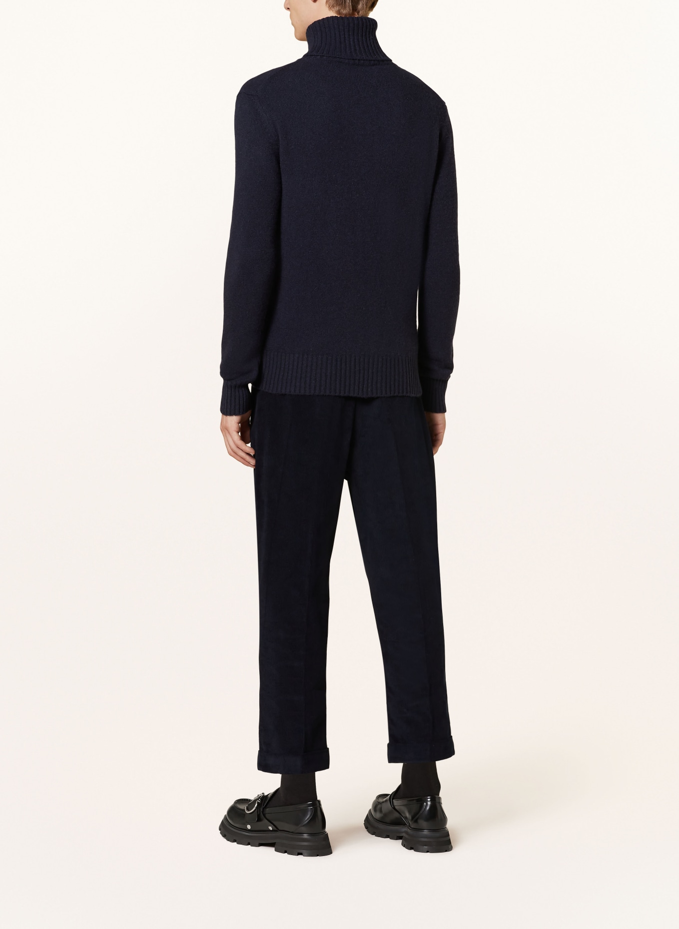 AMI PARIS Spodnie sztruksowe ze skróconymi nogawkami: GRANATOWY