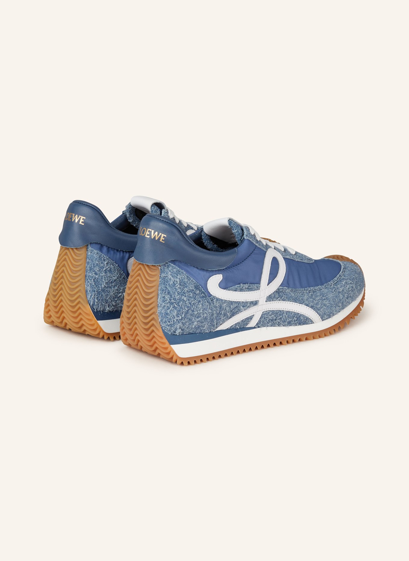 Asics delegation light online