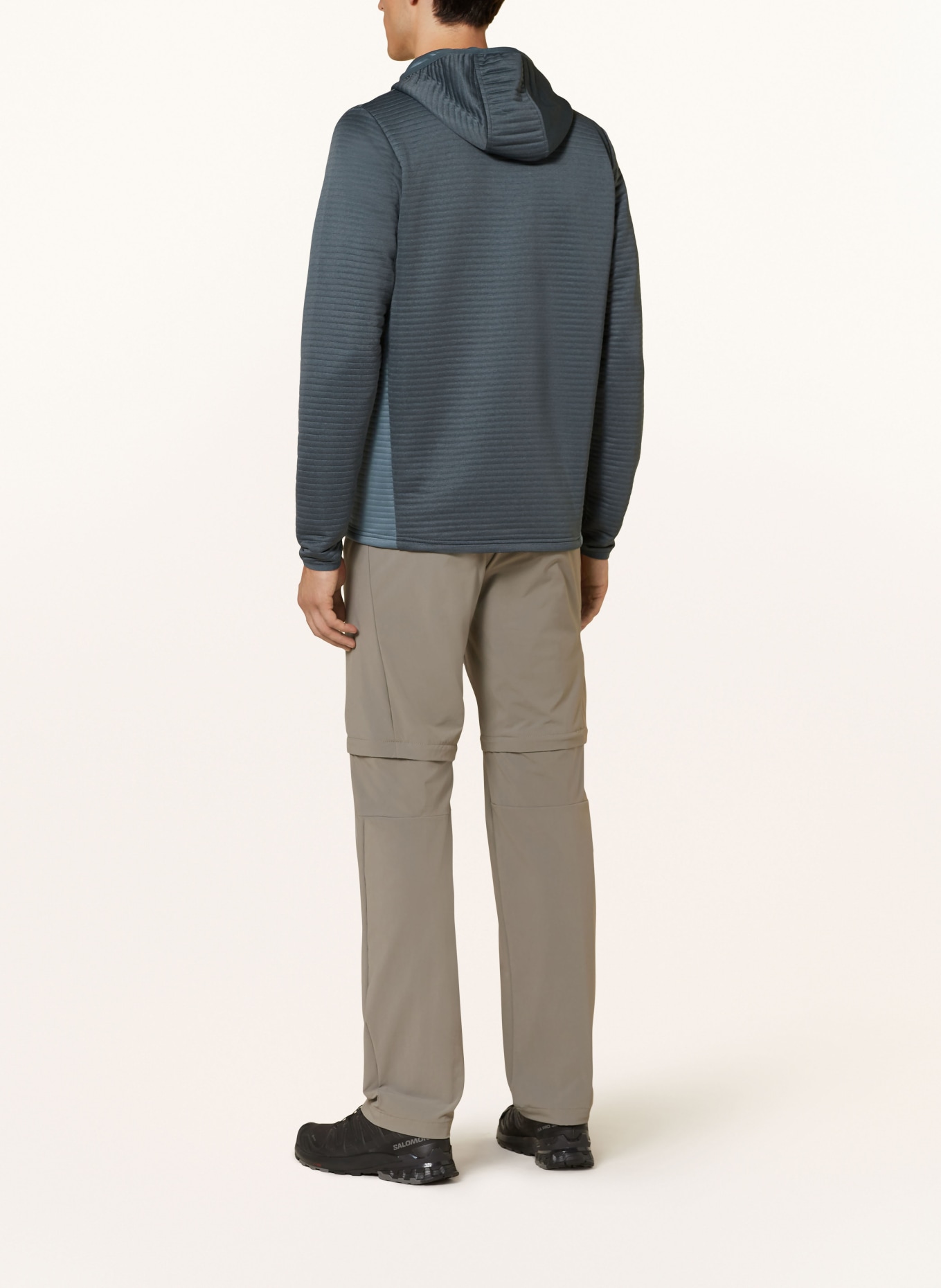 me°ru' Mid-layer jacket SMÖGEN, Color: Stradivarius T-shirt con scollo rotondo e spalle imbottite bianca (Image 3)