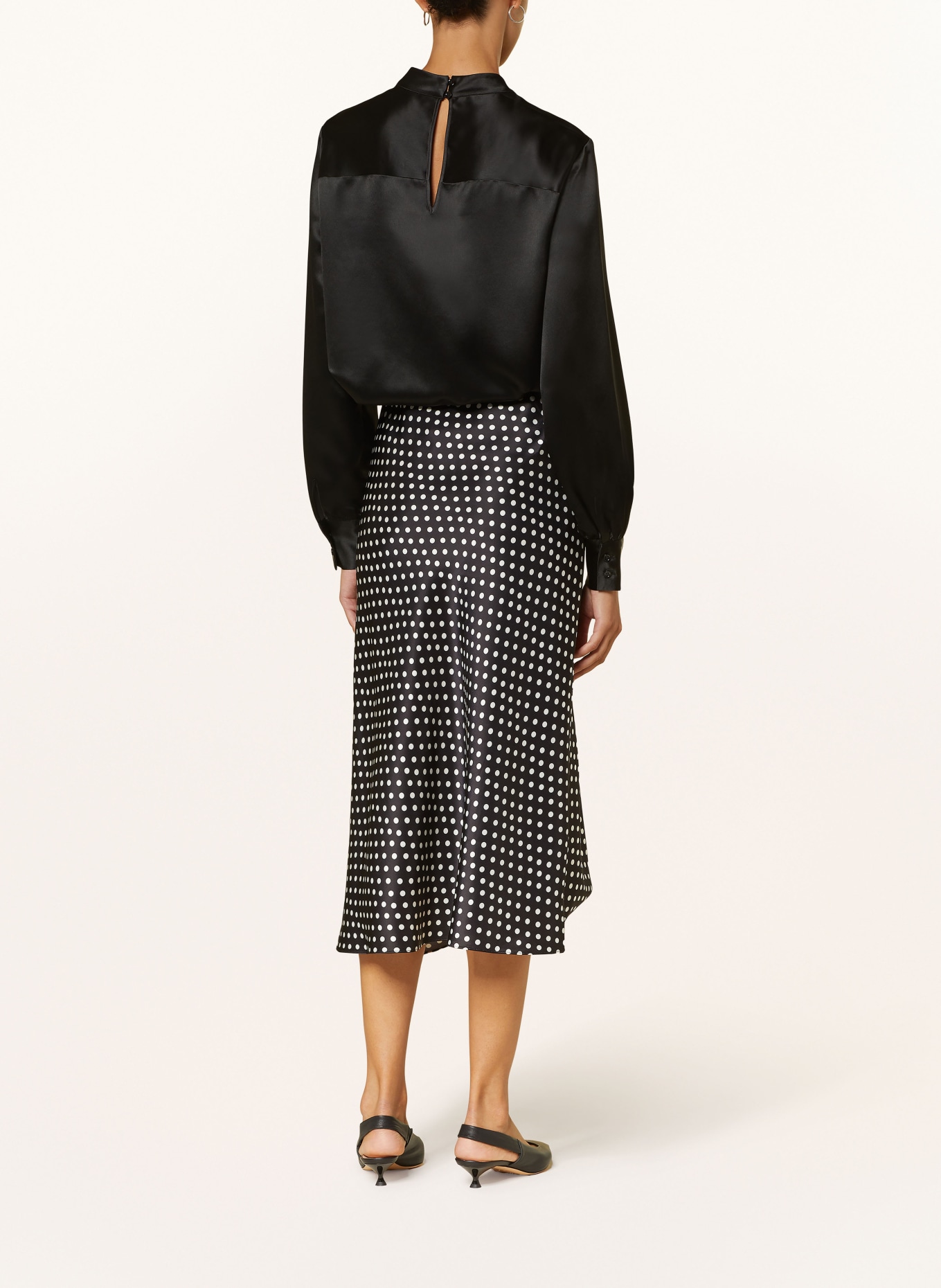 MRS & HUGS Blusenshirt aus Satin: SCHWARZ