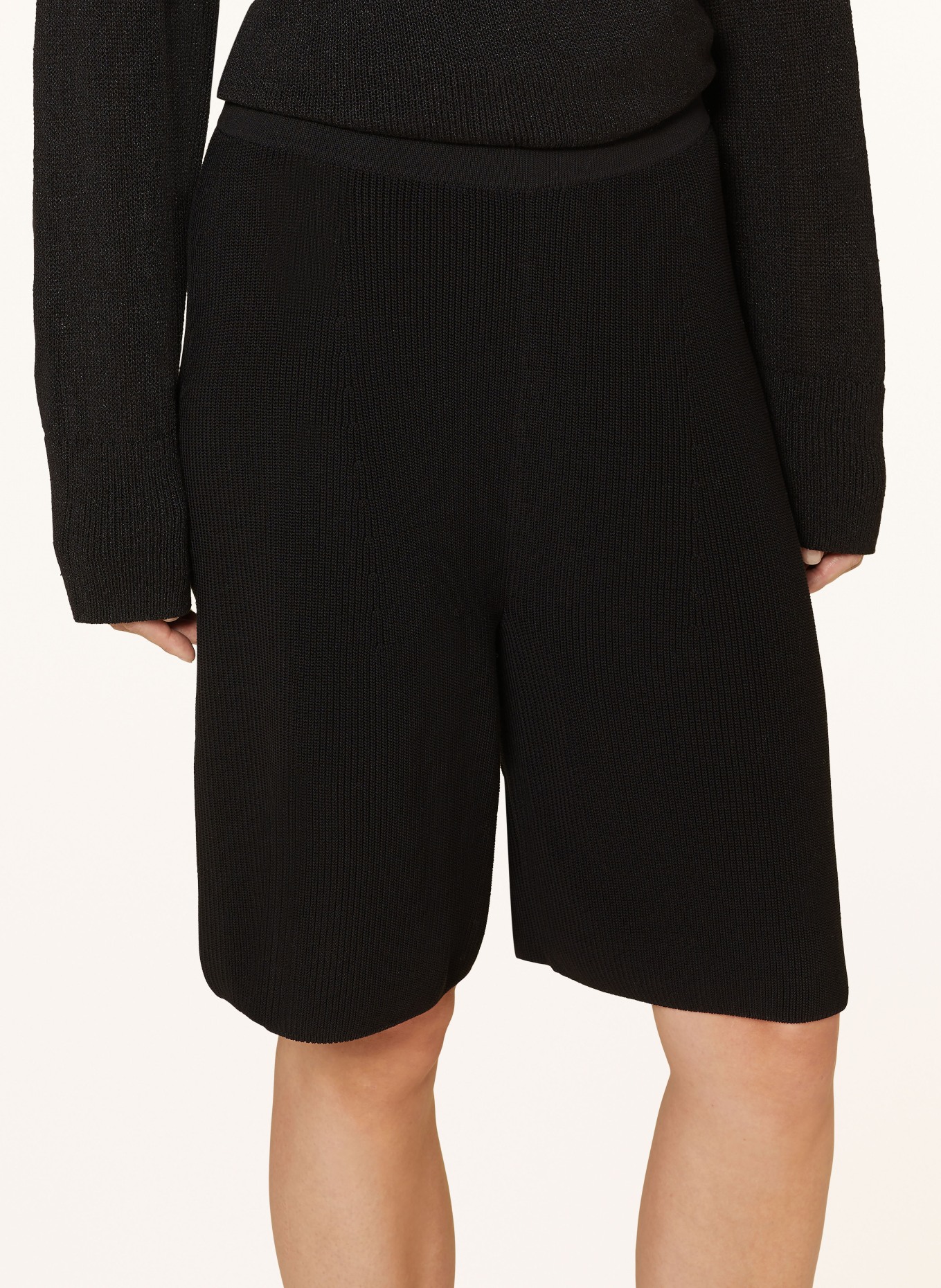 COS Knit shorts: BLACK