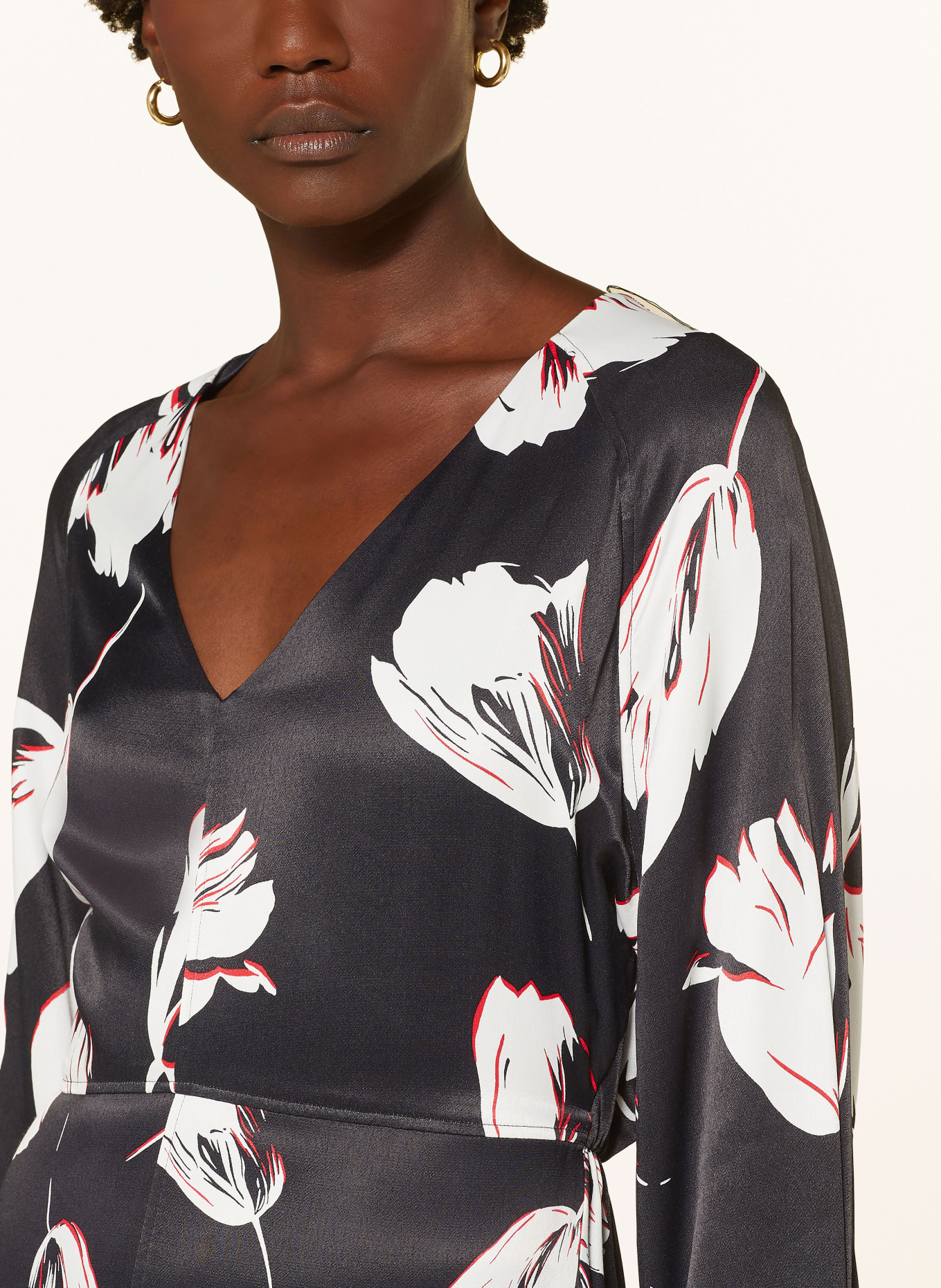 BOSS Sukienka satynowa DIESHA: CZARNY / BIAŁY / CZERWONY