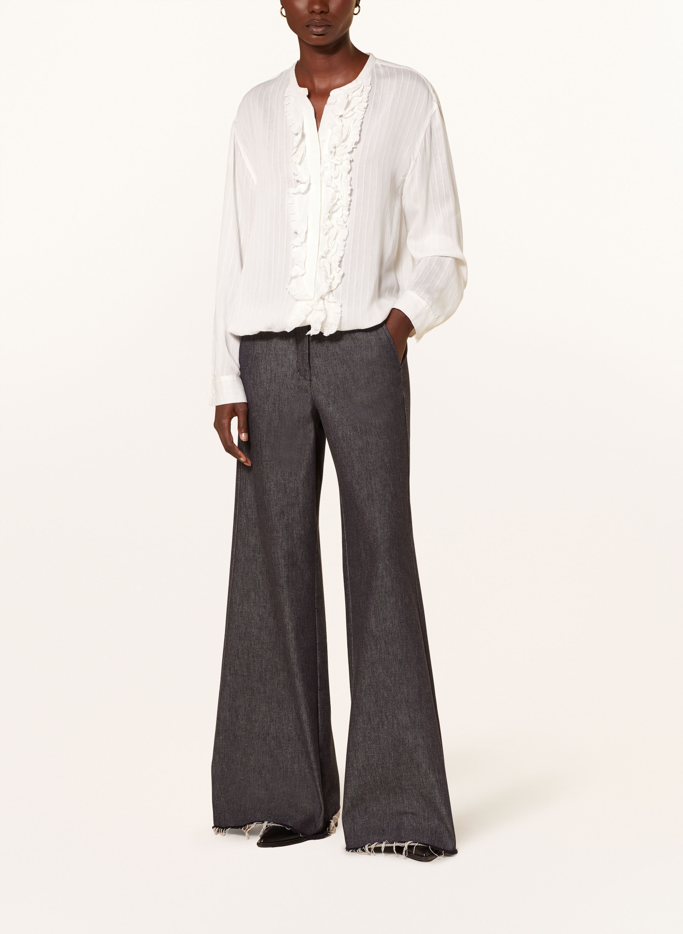 DOROTHEE SCHUMACHER Blusenshirt COOL STRIPE mit Rüschen: ECRU