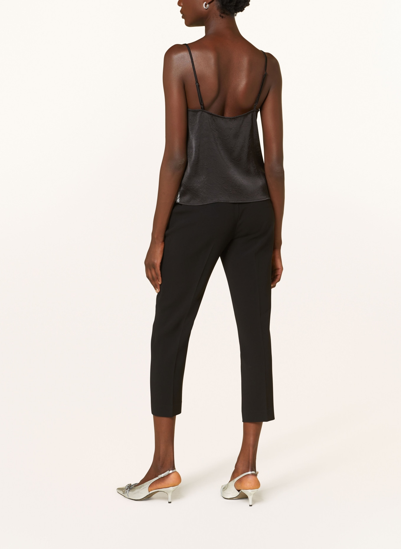 BAUM UND PFERDGARTEN Top MABELLE mit Spitze: SCHWARZ / WEISS