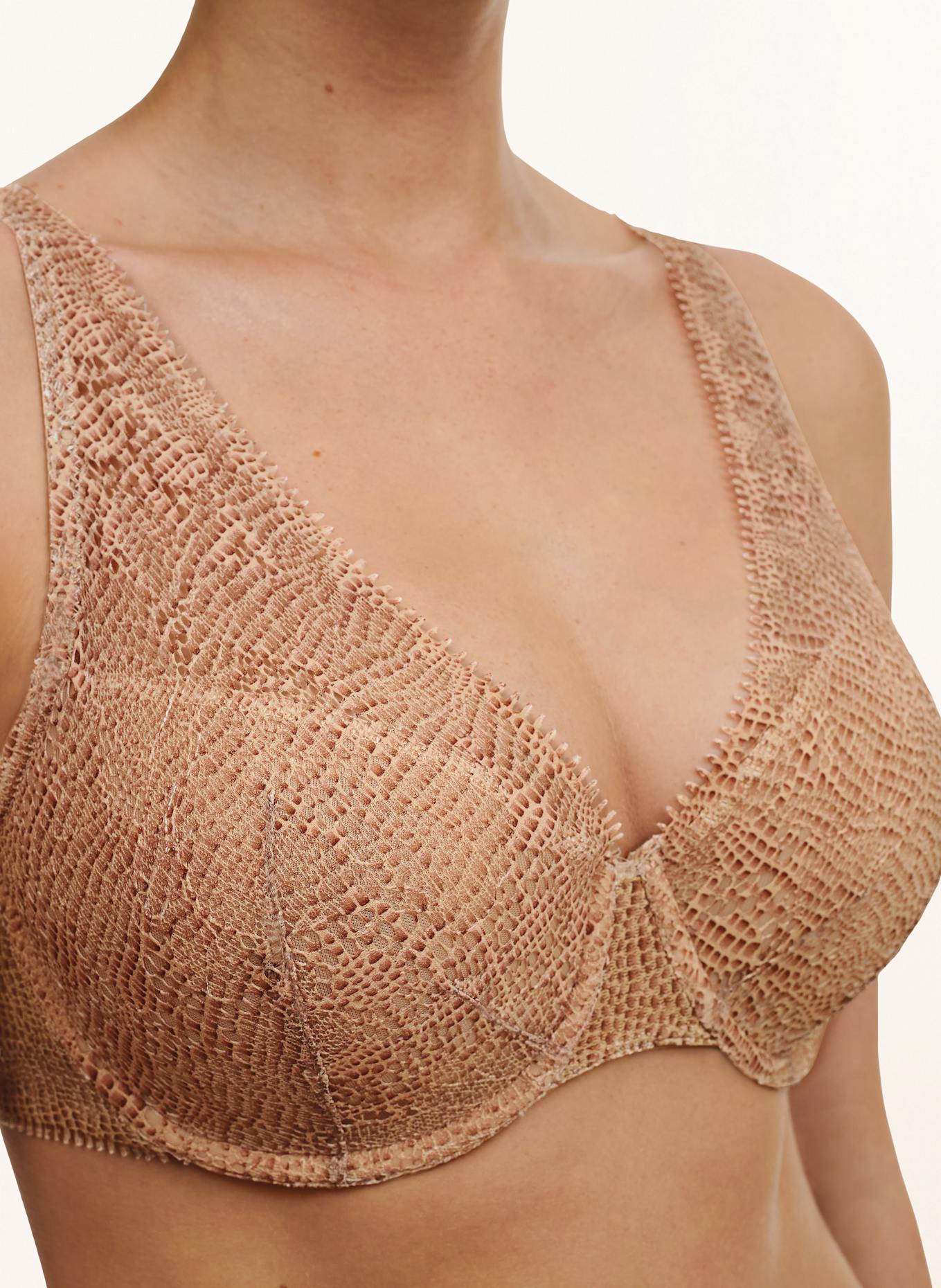 CHANTELLE Spacer bra DAY TO NIGHT: CAMEL / LIGHT BROWN
