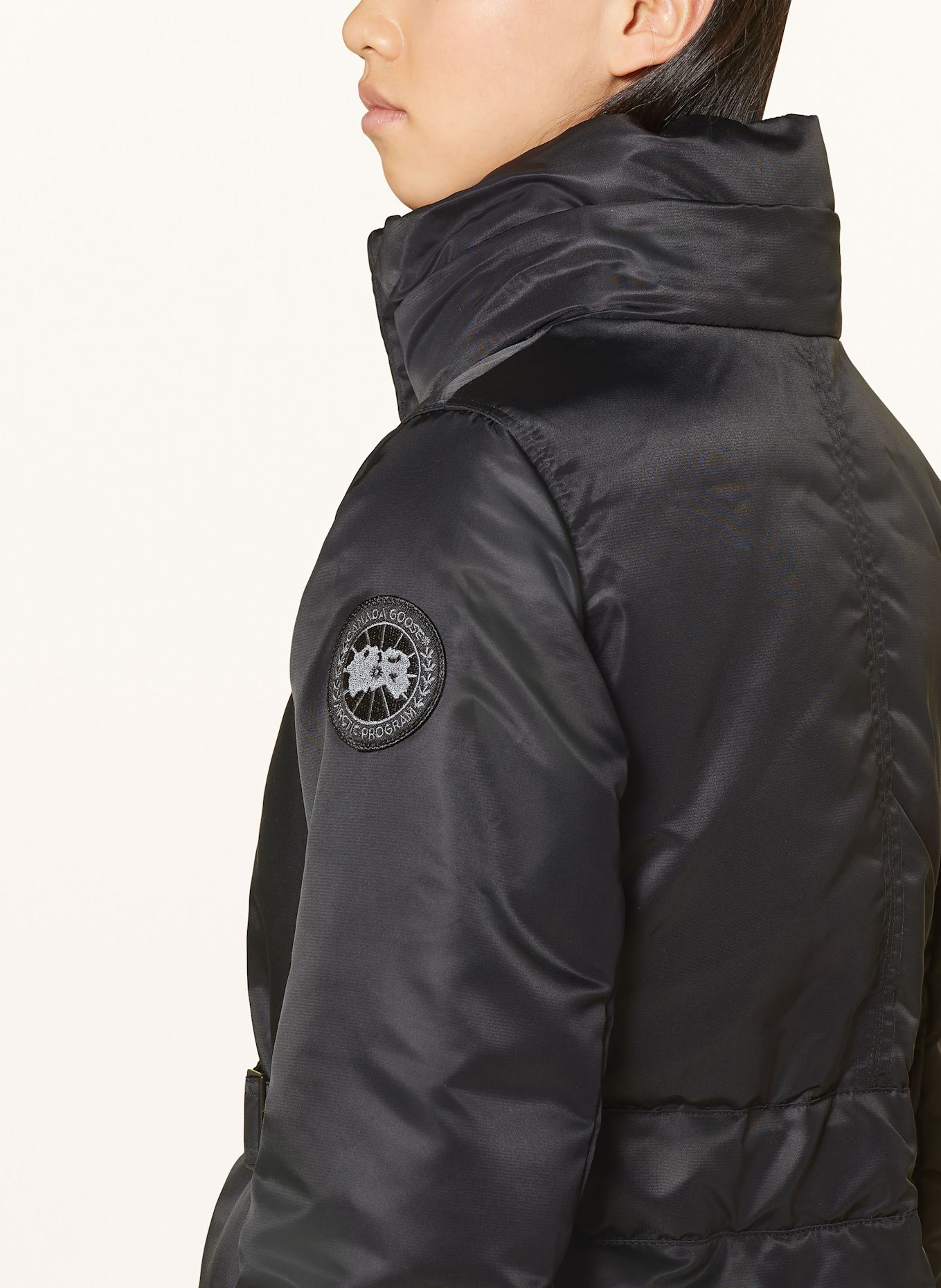 CANADA GOOSE Kurtka puchowa MCKENNA z odpinanym kapturem: CZARNY