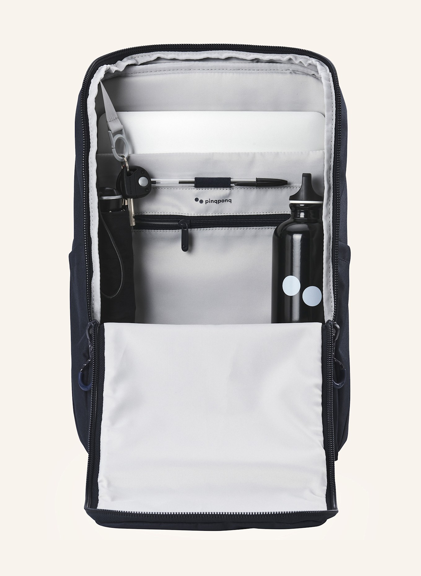 pinqponq Rucksack PURIK 21 l mit Laptop-Fach: DUNKELBLAU