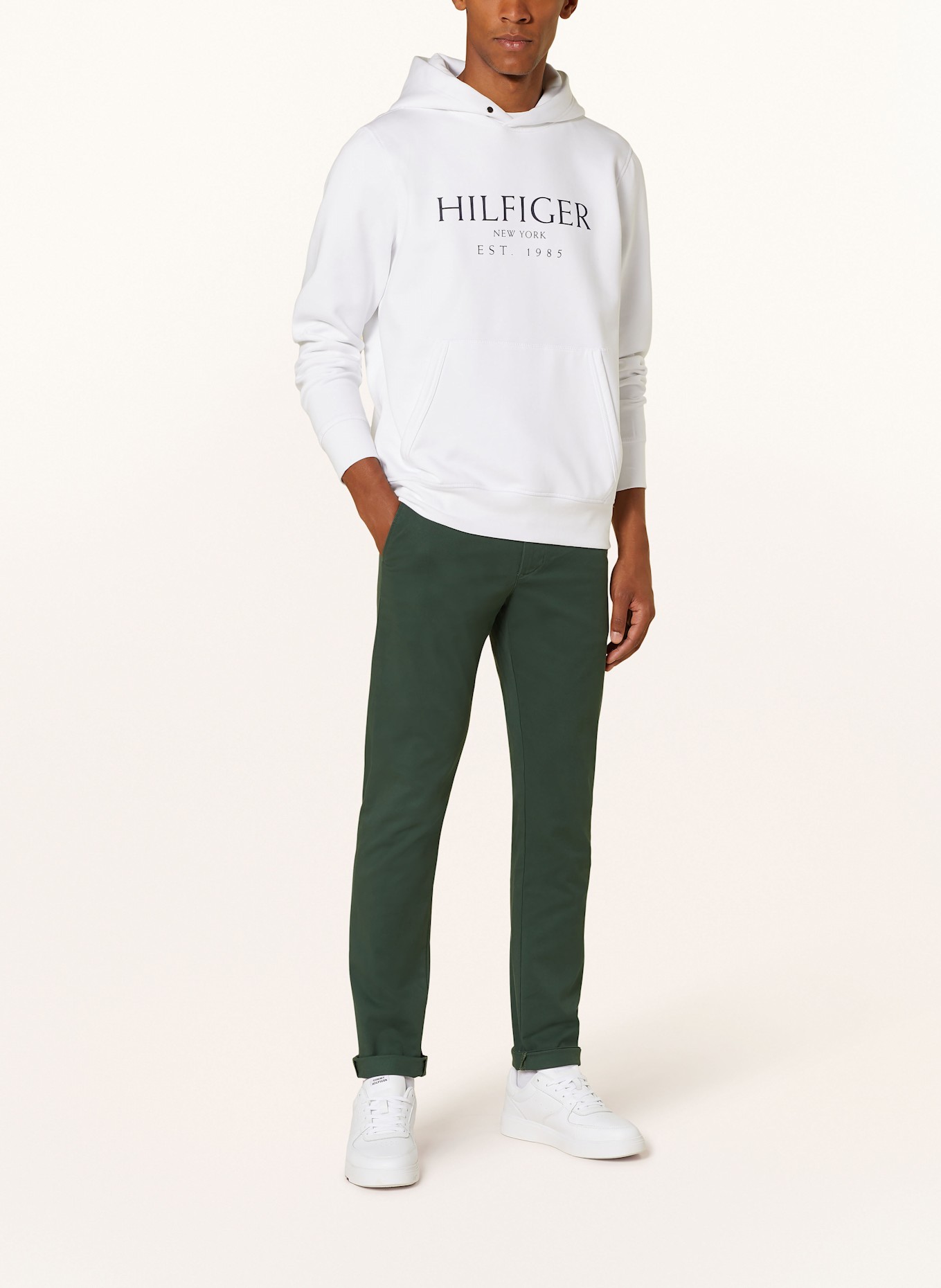 TOMMY HILFIGER Chino BLEECKER Slim Fit, Farbe: DUNKELGRÜN (Bild 2)