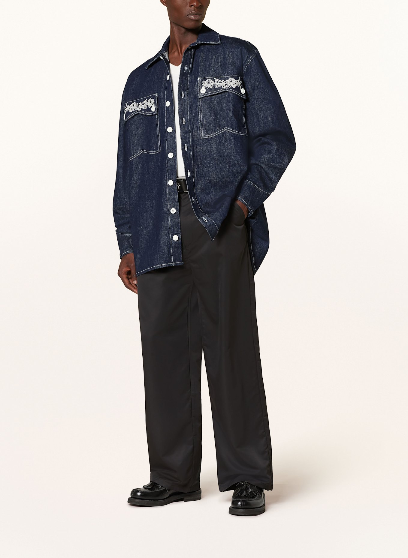 rough. Hose Regular Fit: SCHWARZ